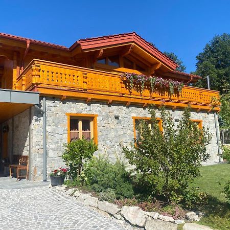 Appartementhaus Alma Haus im Ennstal Exterior foto