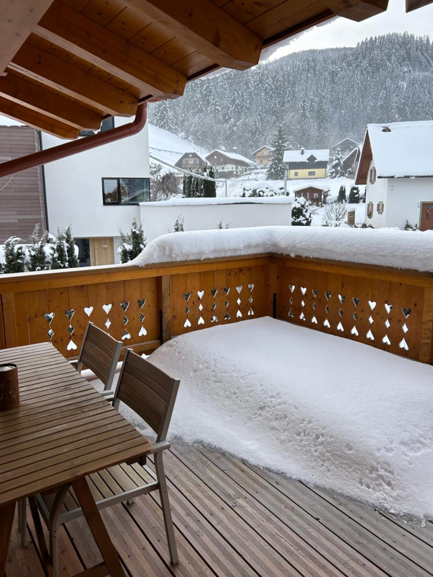Appartementhaus Alma Haus im Ennstal Exterior foto